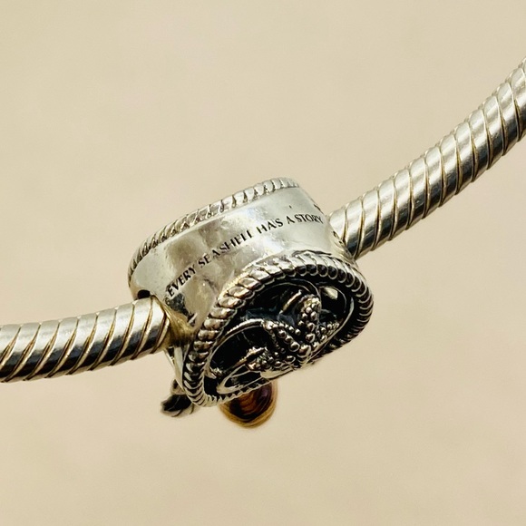 EUC Pandora 788944C00 Silver & Pandora Rose Seashell Dreamcatcher Nautical Charm - Picture 10 of 13